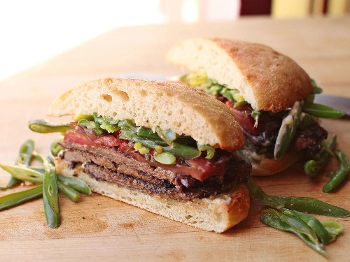 The Food Lab: Chacarero Chileno, a Steak Sandwich as Delicious as It Is Unlikely