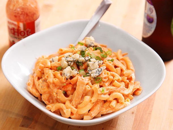 Buffalo Chicken Macaroni and Cheese Recipe