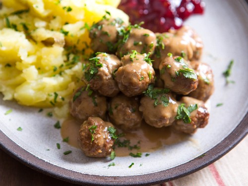 How to Make the Best Swedish Meatballs