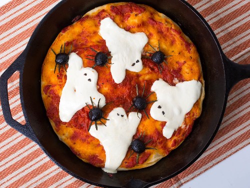 Halloween Dinner Doesn't Get Easier Than This Ghost and Spider Pan Pizza