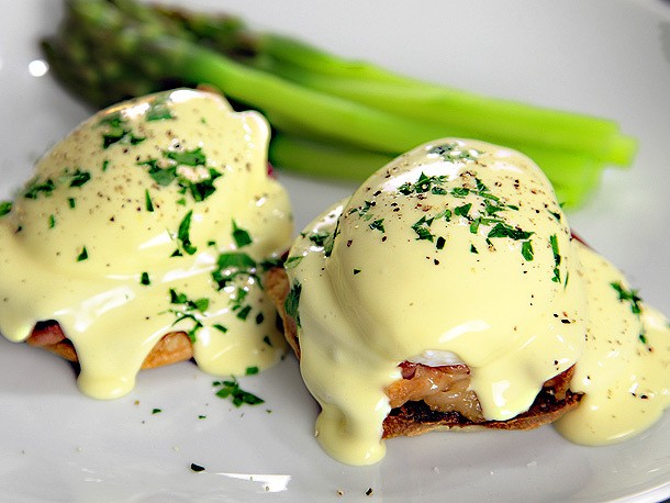 The Food Lab: How to Make Foolproof Eggs Benedict