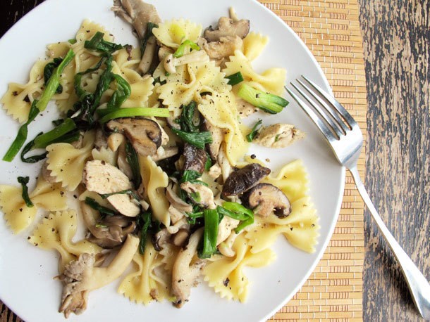 Chicken Pasta with Mixed Mushrooms and Green Onions Recipe