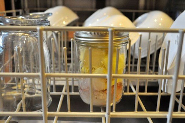 Video: Butter-Poached Dishwasher Lobster with The Sporkful and Food Curated
