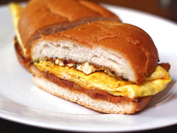 Dinner Tonight: Breakfast Torta With Bacon, Eggs, and Chipotle Guacamole