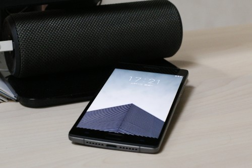 一加手机 2 评测:硬件可圈可点软件乏善可陈