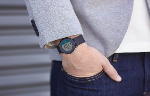 Pebble Debuts Its First Round Smartwatch With The Pebble Time Round