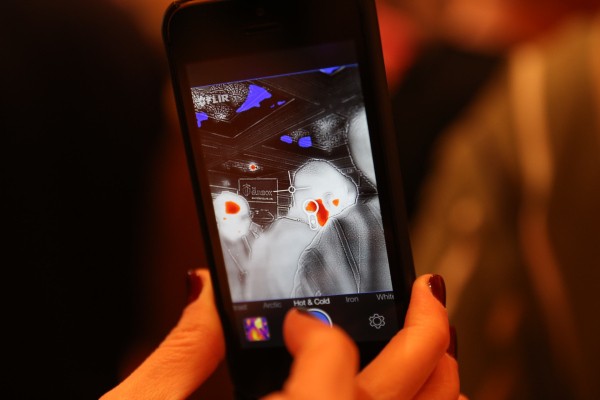 The FLIR ONE Case Gives Your iPhone Thermal Vision