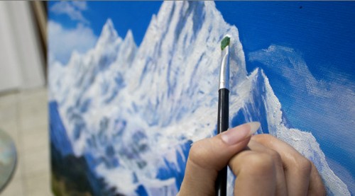 Instapainting Turns Your Photos Into Hand-Painted Oil Paintings On The Cheap
