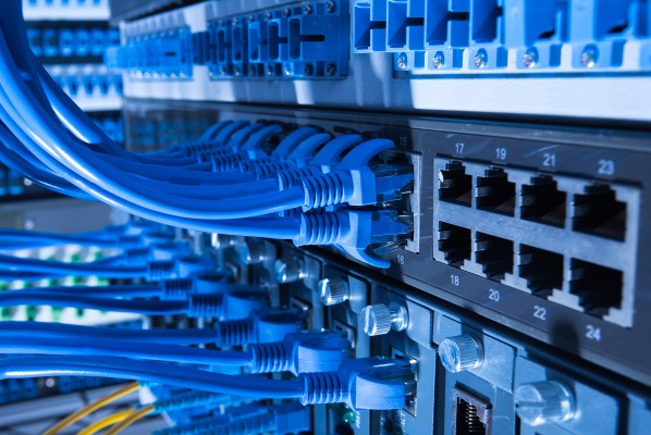 Why Dropbox decided to drop AWS and build its own infrastructure and network