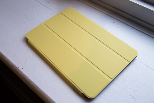 Apple Patents An iPad Smart Cover That Can Display Push Notifications