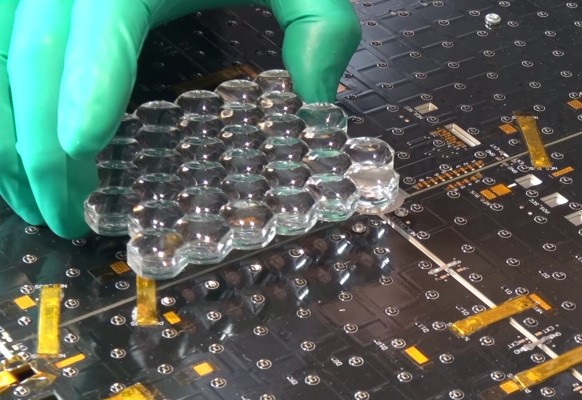 These hyper-efficient solar panels could actually live on your roof soon