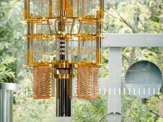 IBM makes 20 qubit quantum computing machine available as a cloud service