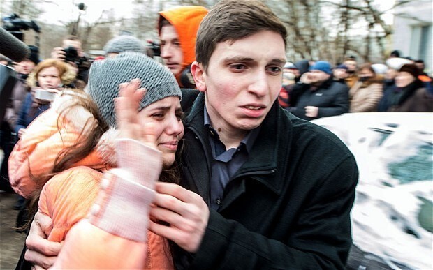 Moscow school siege: Hostages released and gunman 'neutralised'