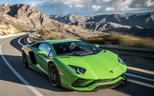 2017 Lamborghini Aventador S review – 'as terrifying as a minotaur with a migraine'