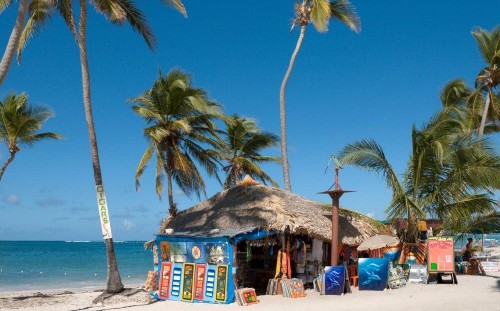 Do these 5 things before you go on holiday and save thousands