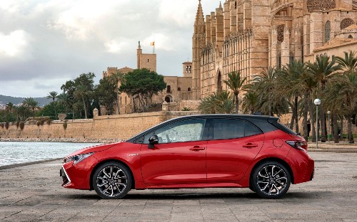 Toyota Corolla review: the world's most popular car is back