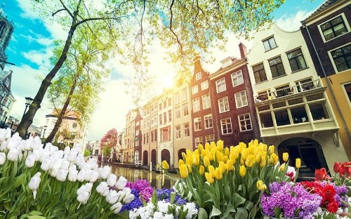 The 20 greatest cities to visit in spring