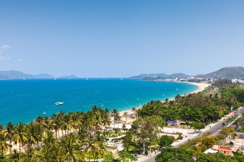 The world's cheapest (and most expensive) beaches