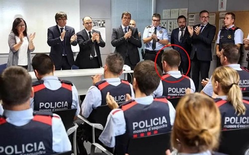 Hero police officer who gunned down Cambrils terrorists is former special forces soldier