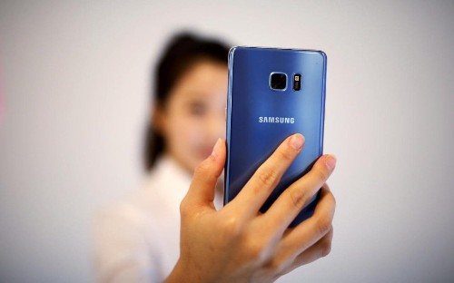 iPhone blitzes Samsung's new Note 7 in speed test