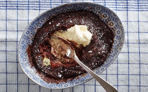 2-ingredient quick microwave chocolate pudding