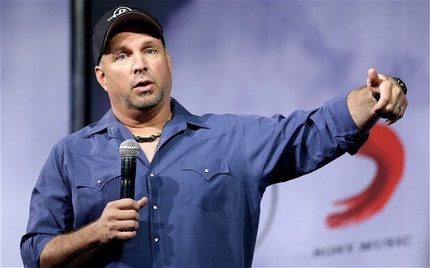 Garth Brooks offers to 'beg' the Irish PM to intervene in concerts row