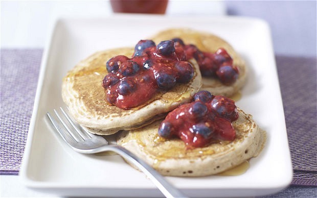 Healing recipes: buckwheat pancakes with fresh berry sauce
