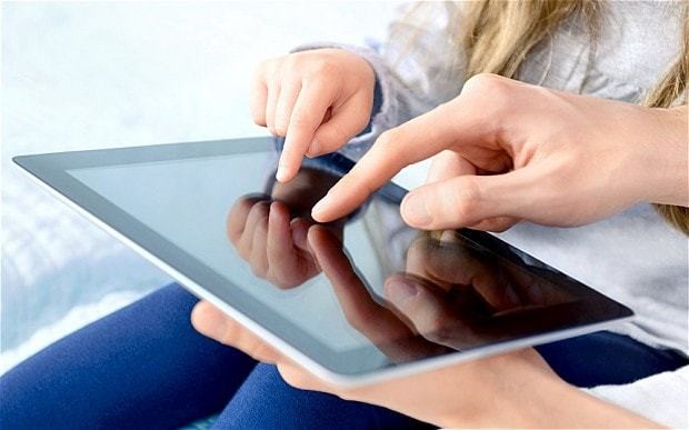 Smartphones and tablets harbour more germs than toilet seats
