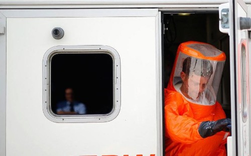Ebola 'could become airborne': United Nations warns of 'nightmare scenario' as virus spreads to the US