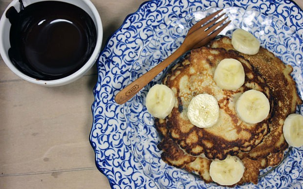 Gluten-free banana and chocolate pancake recipe