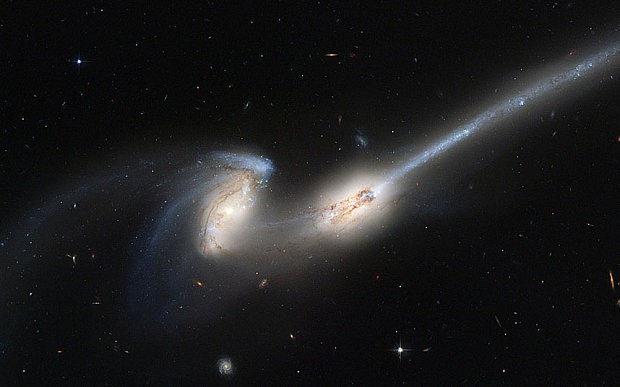 The Night Sky in March 2015: Mice that spell doom for Earth