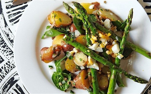 The new vegetarian: herby potato salad with grilled asparagus and egg