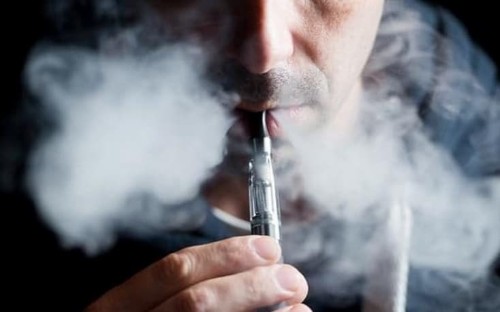 Vaping may damage immune system and lead to lung disease, study suggests