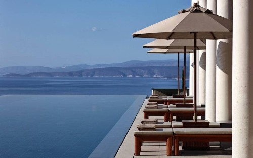 Luxury villas in Greece