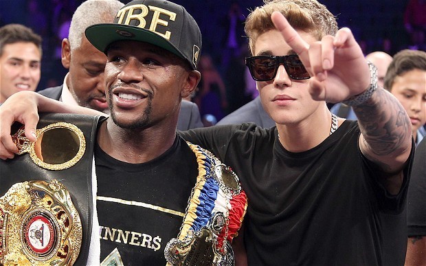 Floyd Mayweather v Amir Khan superfight could take place in London, claims promoter Leonard Ellerbe