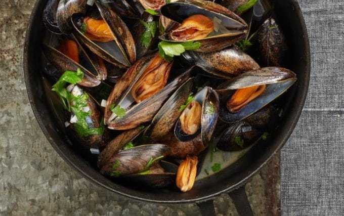 Stephen Harris: perfect moules marinière
