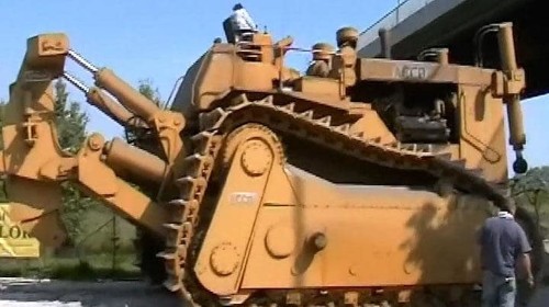 Watch: the 150-tonne super bulldozer lying dormant in Italy