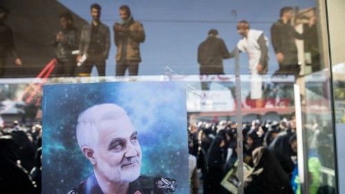 American Self-Criticism Borders on Narcissism