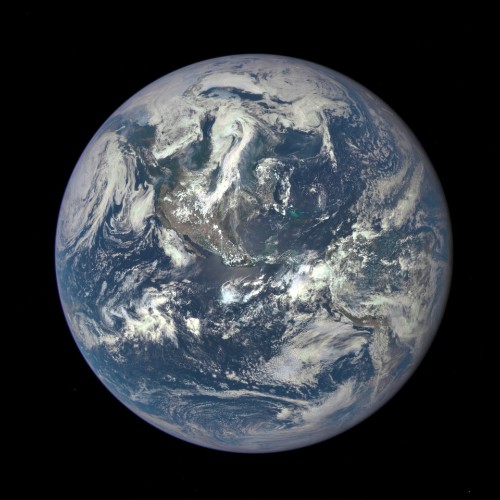 Al Gore Dreamed Up a Satellite—and It Just Took Its First Picture of Earth