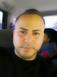 Flipboard profile picture for @charlies