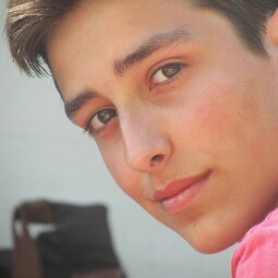 Flipboard profile picture for @Lu_ca
