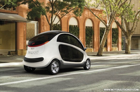 Tesla isn’t disruptive, future is in tiny electric ‘golf carts,’ Harvard scholar says