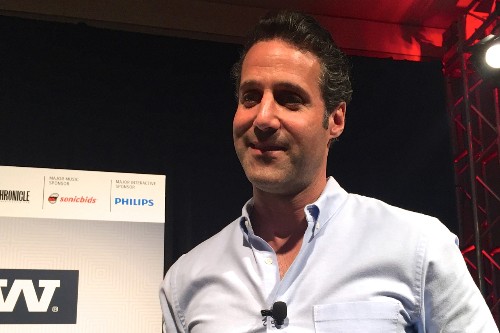 Oculus exec: Massively multiplayer universes coming to VR ‘beyond a shadow of a doubt’
