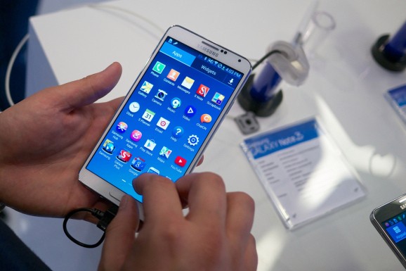 Samsung wants a patent to let you unlock your phone with a squiggle