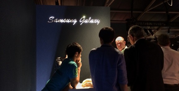 Samsung says its Oculus-powered Gear VR headset will cost $199 (phablet not included)