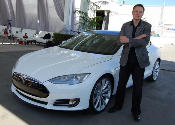 Elon Musk and others: Forget VW diesels, make electric cars instead