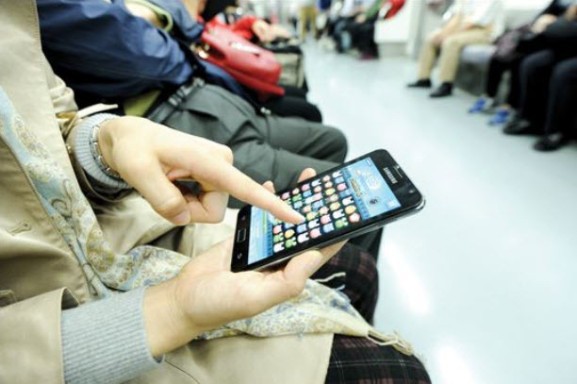 Why is mobile gaming so popular in South Korea?