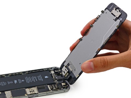 iPhone 6 and iPhone 6 Plus: What the new phones look like inside