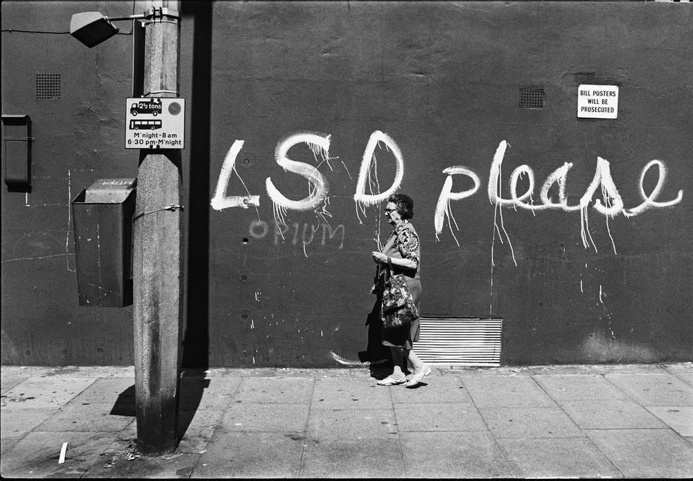 England in the 1970s Through the Lens of an Outsider