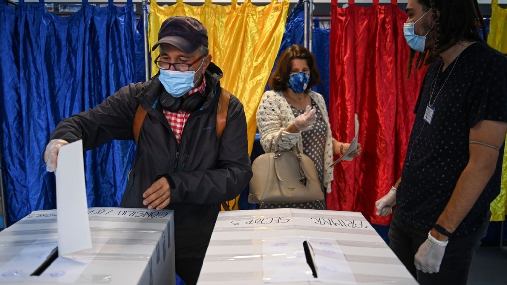 A Mayor Who Died of COVID-19 Just Won Re-Election by a Landslide in Romania